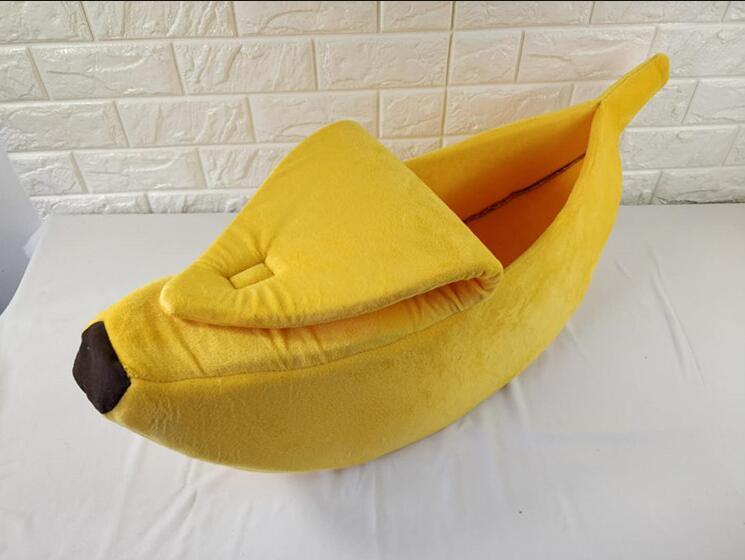 Cozy Banana Dog Bed - The Ultimate Snuggle Spot For Your Furry Friend